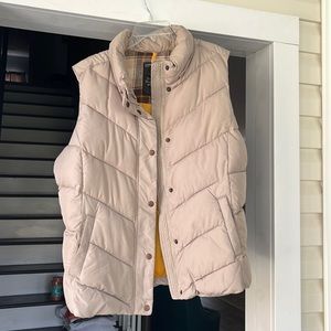 Gap vest. Like new. Khaki colored